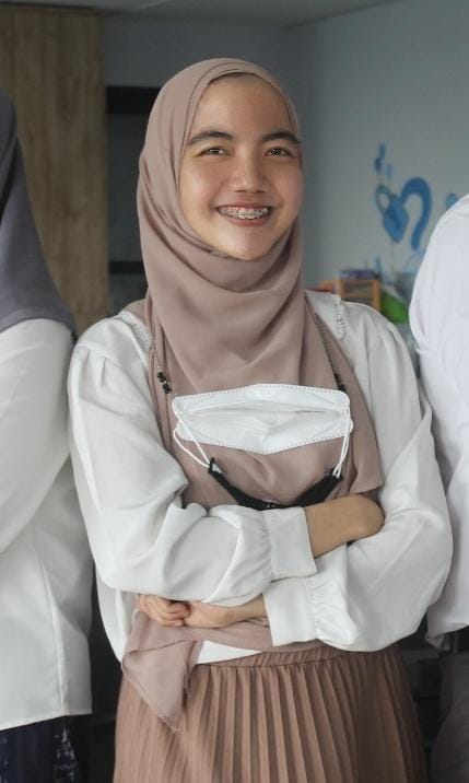 Nirakatriena Pravitaswari